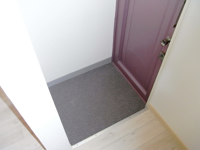 芦屋ホワイトの玄関