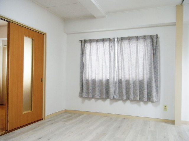 芦屋ホワイトの居間・リビング