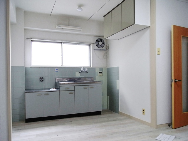 芦屋ホワイトの居間・リビング