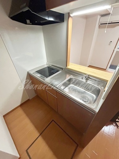 横浜市西区中央１丁目の賃貸マンションのキッチン