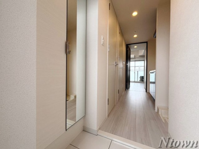 【玄関】 | ディアレイシャス浅間町ステーションフロント | ゆったりとした玄関です