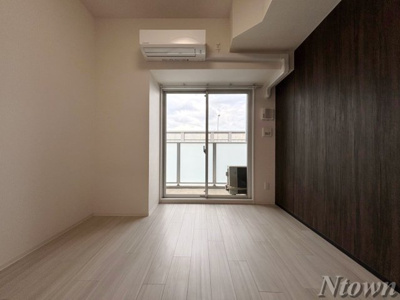 【居間・リビング】 | ディアレイシャス浅間町ステーションフロント | こちらの居間で趣味の時間をお楽しみください