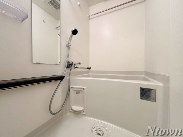 【浴室】 | ディアレイシャス浅間町ステーションフロント | 落ち着いた空間のお風呂です