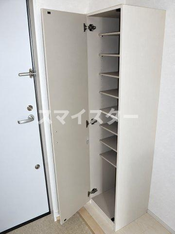 クレフラスト北小金Ｂの玄関