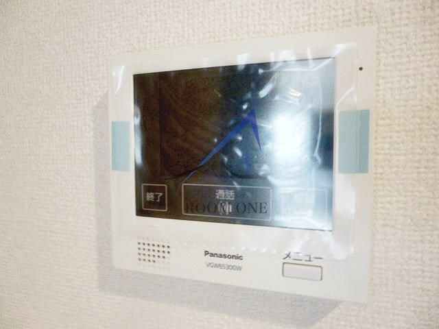 メゾンルボワ西の設備|モニター付きインターホンです。