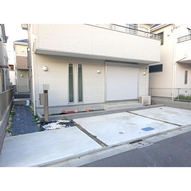 小平市上水南町２丁目貸家（０１１９８３）の駐車場