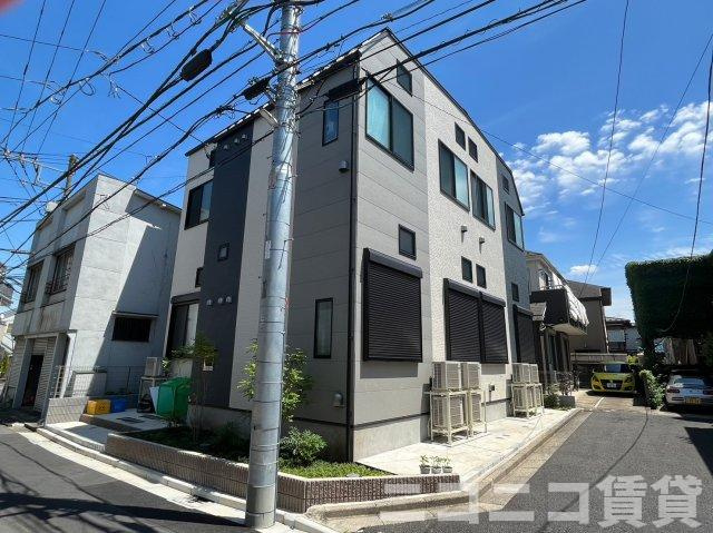 杉並区成田東５丁目のアパートの外観