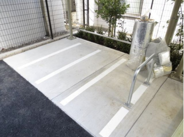 エルシア五反田の駐車場