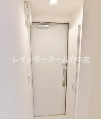 リブリ・稲田堤の玄関|※同施工会社参考写真