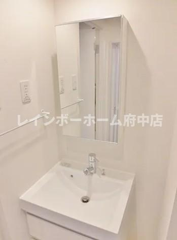 リブリ・稲田堤の独立洗面台|※同施工会社参考写真