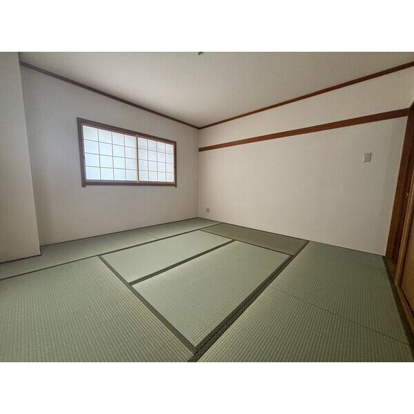 高井田西ハイツの和室
