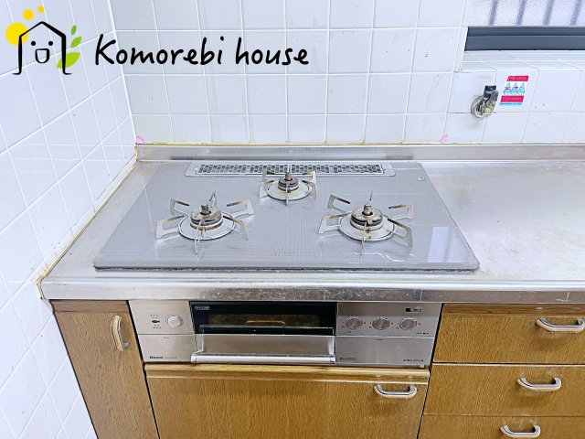 桶川市西2丁目　中古戸建てのキッチン|コンパクトなキッチンで掃除もラクラク