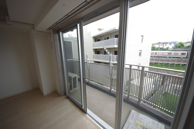 同マンション別部屋写真です。