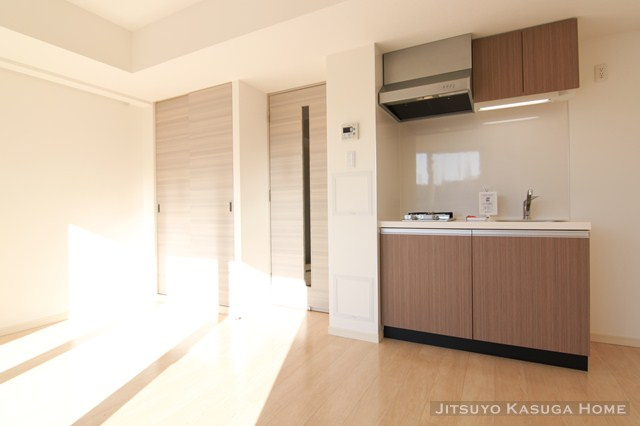 同マンション別部屋写真です。
