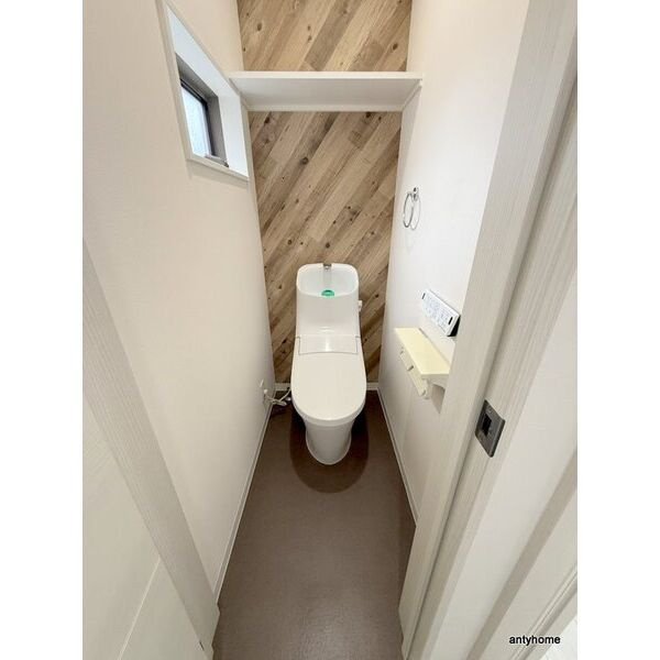 小田町戸建賃貸のトイレ