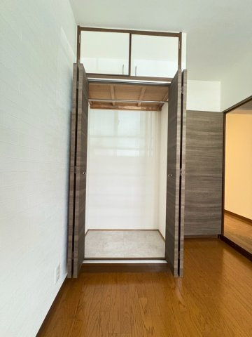 メゾン千里丘B棟の収納
