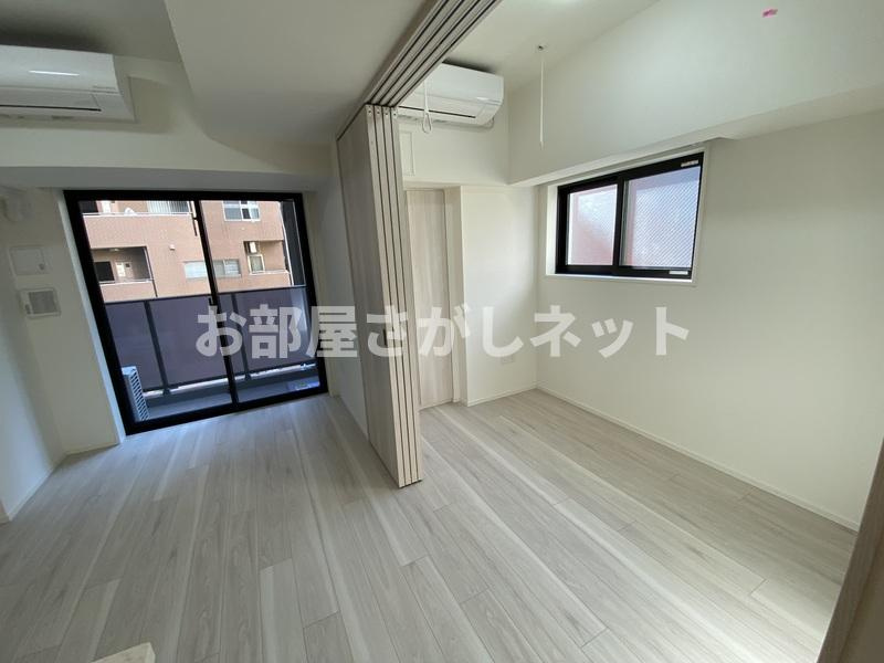 ONE ROOF RESIDENCE TAMACHI【高級賃貸・ブランドマンション】の居間・リビング