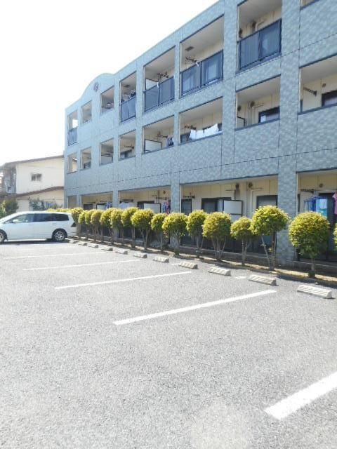 グラシューの駐車場