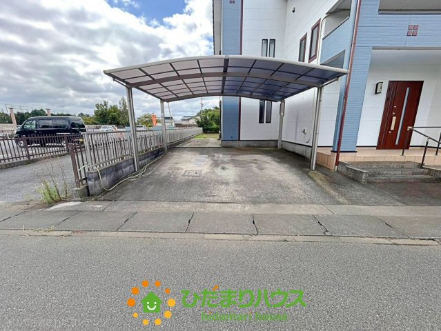 加須市水深　中古一戸建ての駐車場
