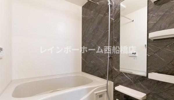 ヴィア　ラッテアの浴室
