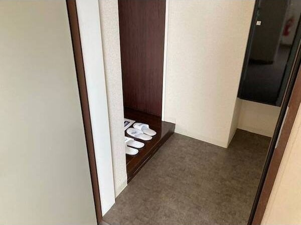 アマーレ東海通の玄関