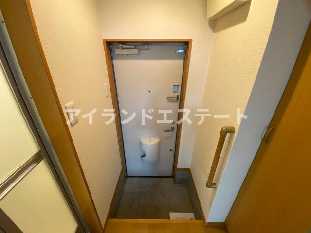 グルクスハイムⅡ　駅近　バストイレ別　オートロックの玄関