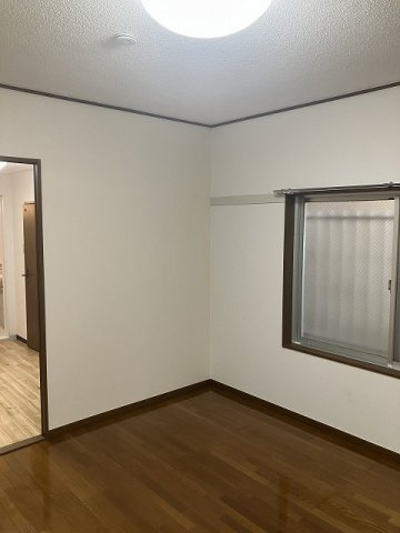 ハイム東美の居間・リビング