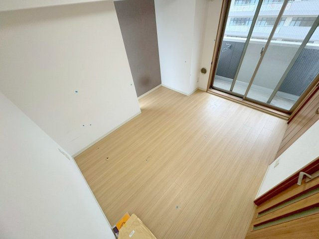 Uresidence新大阪の居間・リビング