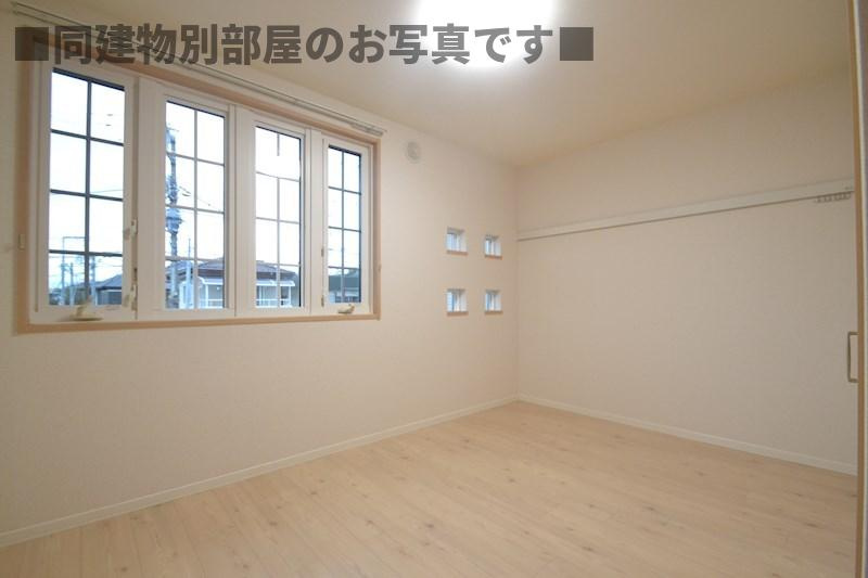 福生市大字熊川のアパートの寝室