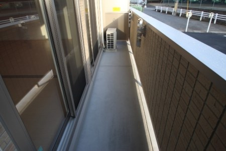 【バルコニー】