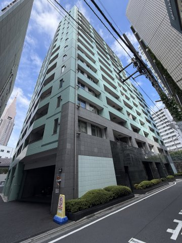 渋谷区代々木１丁目の中古マンションの外観