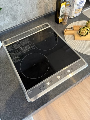 渋谷区代々木１丁目の中古マンションのキッチン|2口IHコンロ