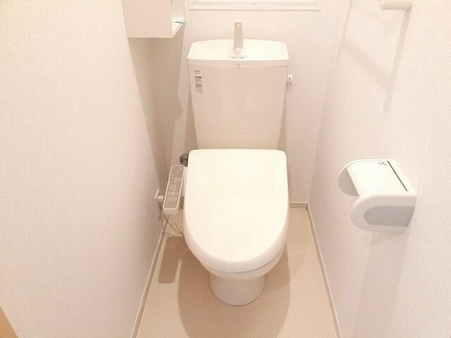 川崎市麻生区王禅寺西５丁目のアパートのトイレ