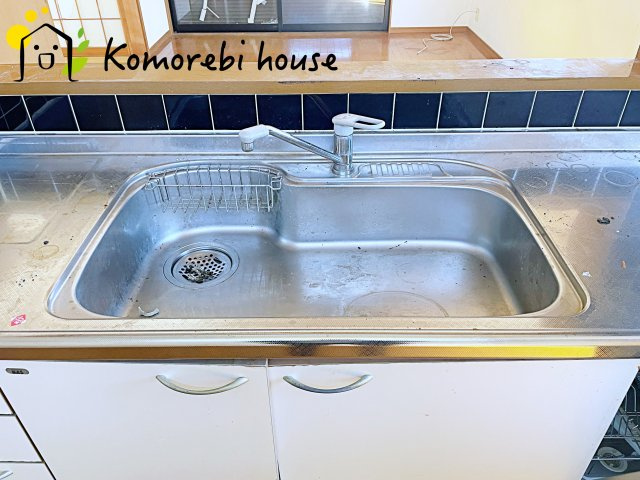 伊奈町小室5343-5　中古一戸建てのキッチン|キッチンでお料理をお楽しみください