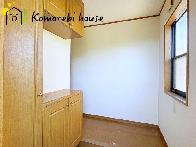 伊奈町小室5343-5　中古一戸建ての玄関|玄関です