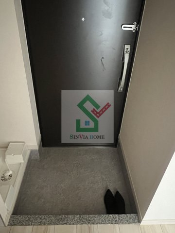 エヌステージ久米川の玄関