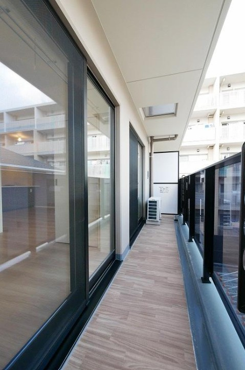 文京区千石３丁目の賃貸マンションのバルコニー