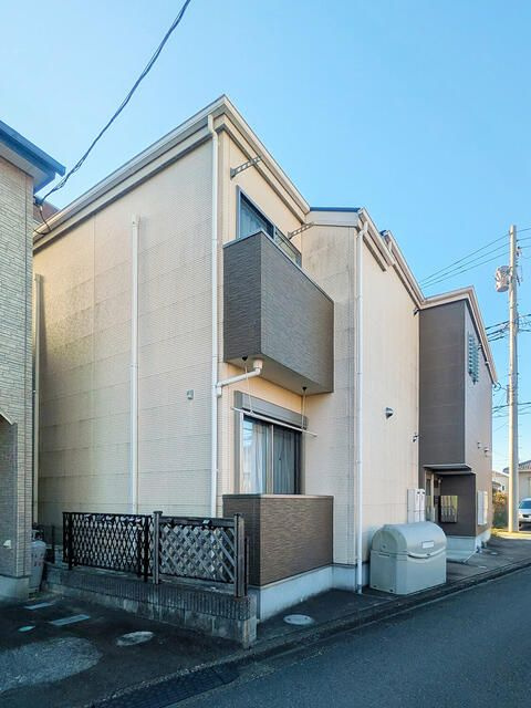 レガーロ鶴ヶ島の外観
