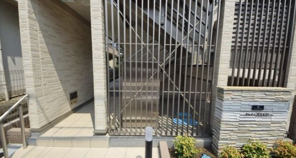 クレイノグラマットのエントランス