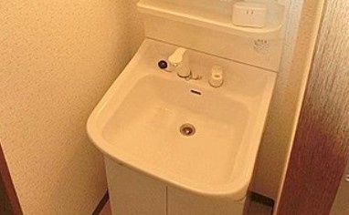 アンプルールリバーサイドの独立洗面台|別部屋参考画像になります。