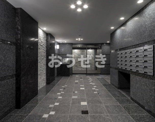 ルーブル高島平弐番館のロビー
