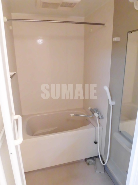 フォレストメゾン駒込の浴室|バス・トイレ別です！