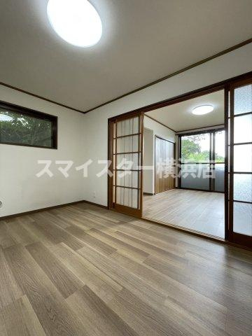 不入斗マンションの居間・リビング