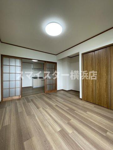 不入斗マンションの居間・リビング