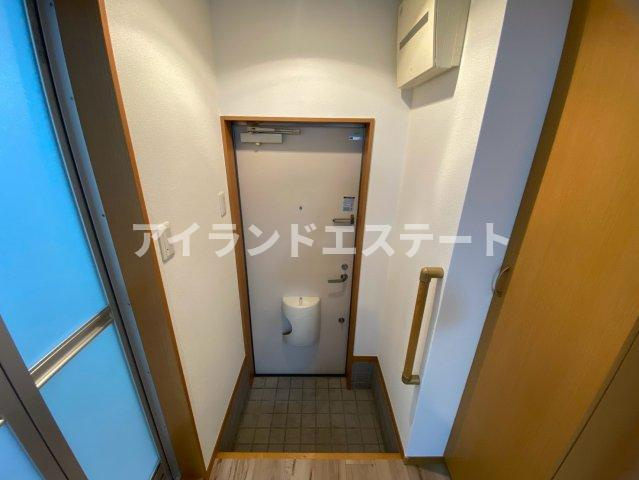 グルクスハイムⅡ　駅近　バストイレ別　オートロックの玄関