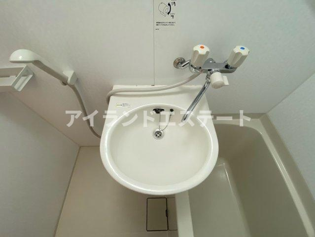 グルクスハイムⅡ　駅近　バストイレ別　オートロックの洗面所