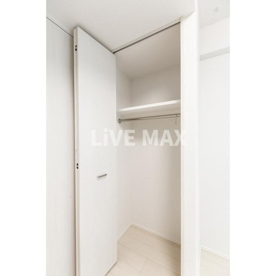 【収納】コンフォリア・リヴ根岸二丁目 