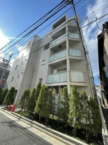 竹山ビル七番館の外観