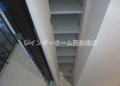 バードピア船橋本町の玄関