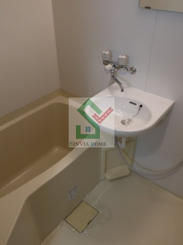 フェローチェ清瀬の浴室